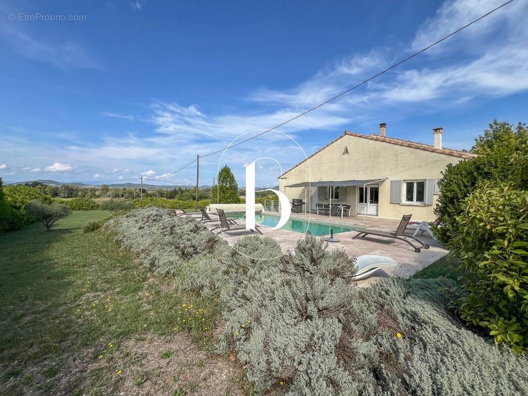 Maison à BARJAC