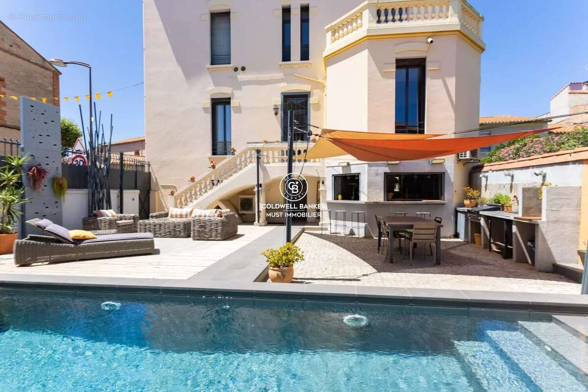Maison de caractère avec piscine - TORREILLES - photo 4