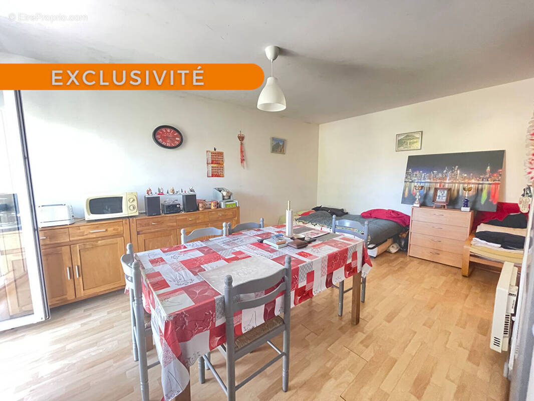 Appartement à LA MEZIERE