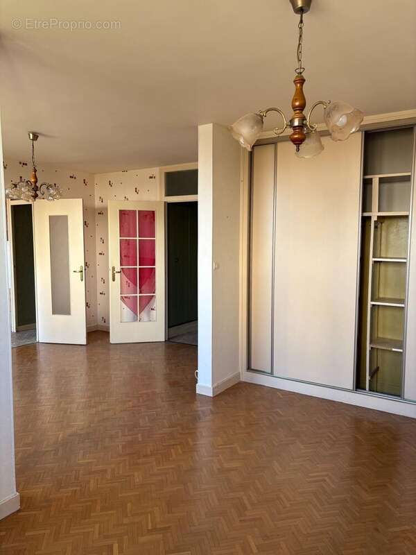 Photo 3 - Appartement à CHALON-SUR-SAONE