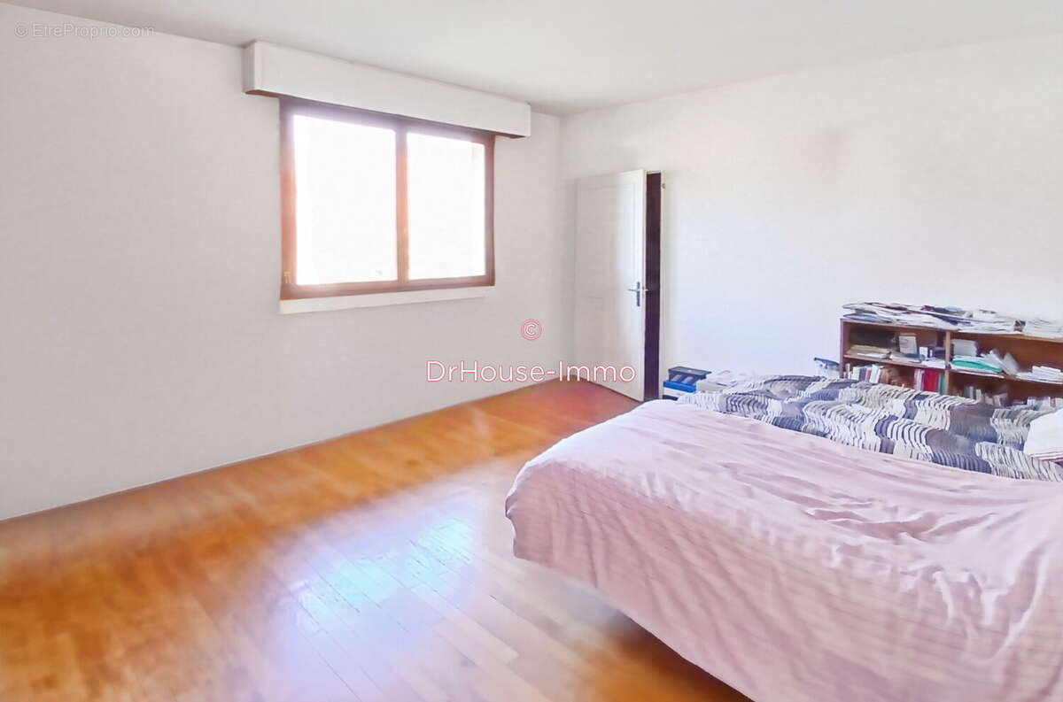 Appartement à SEVRES