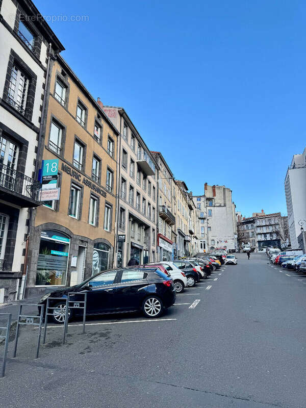 Commerce à CLERMONT-FERRAND