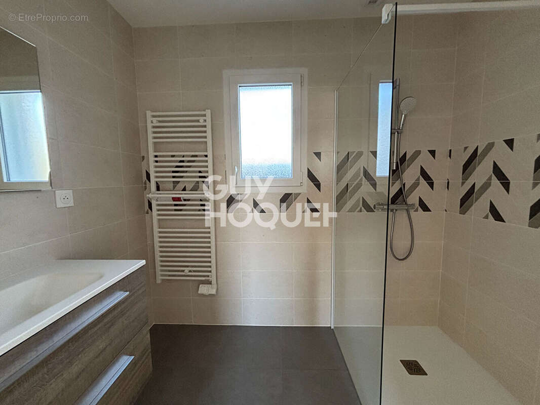 Maison à SAINT-GERVAIS