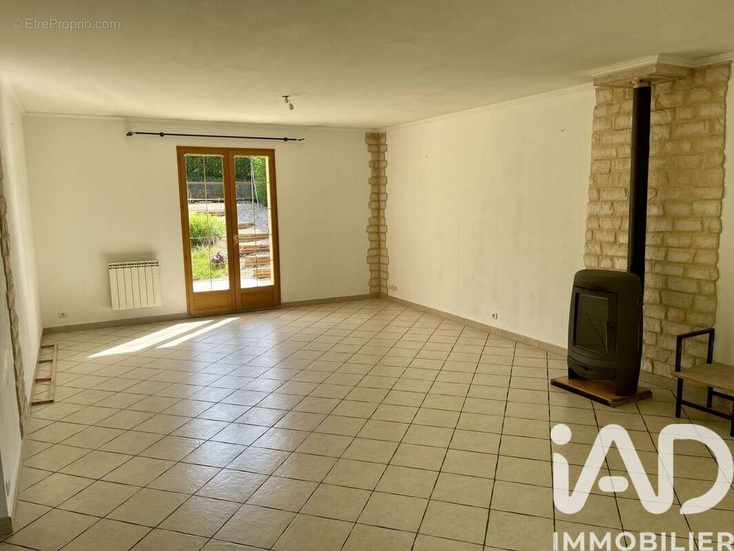 Maison 123 m² à Courtois-Sur-Yonne  - photo 2