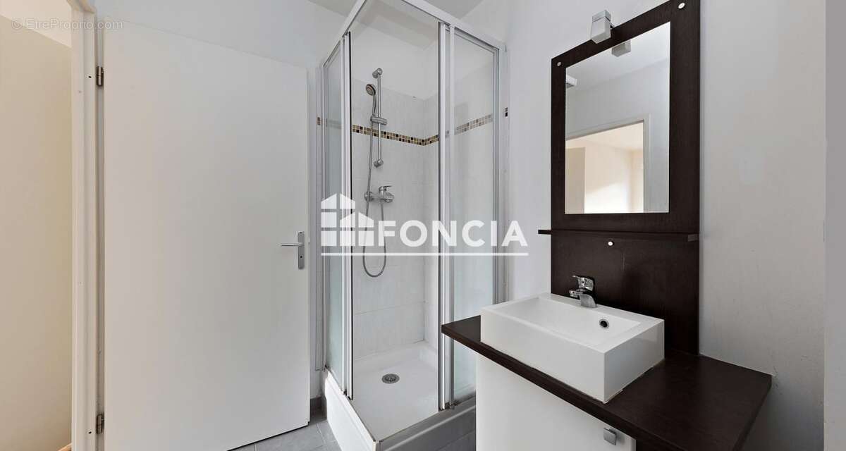 Appartement à NOTRE-DAME-DE-BONDEVILLE