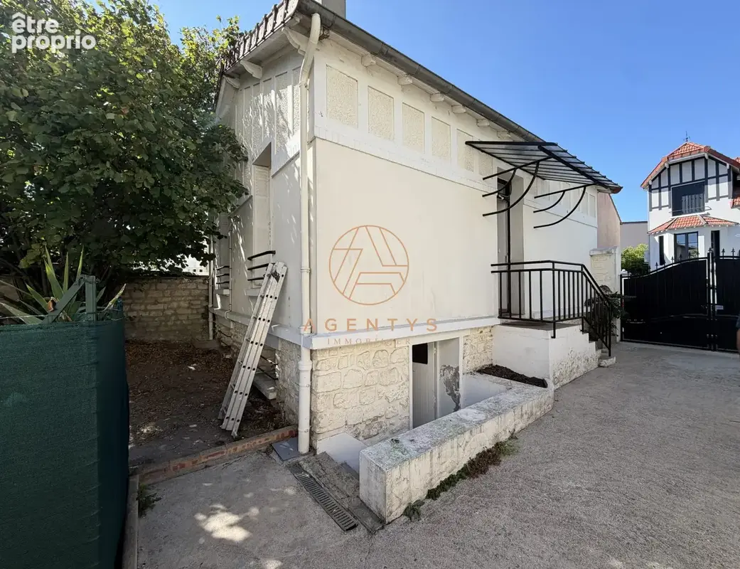 Photo Maison à Saint-Maur-Des-Fosses au prix de 599 000€