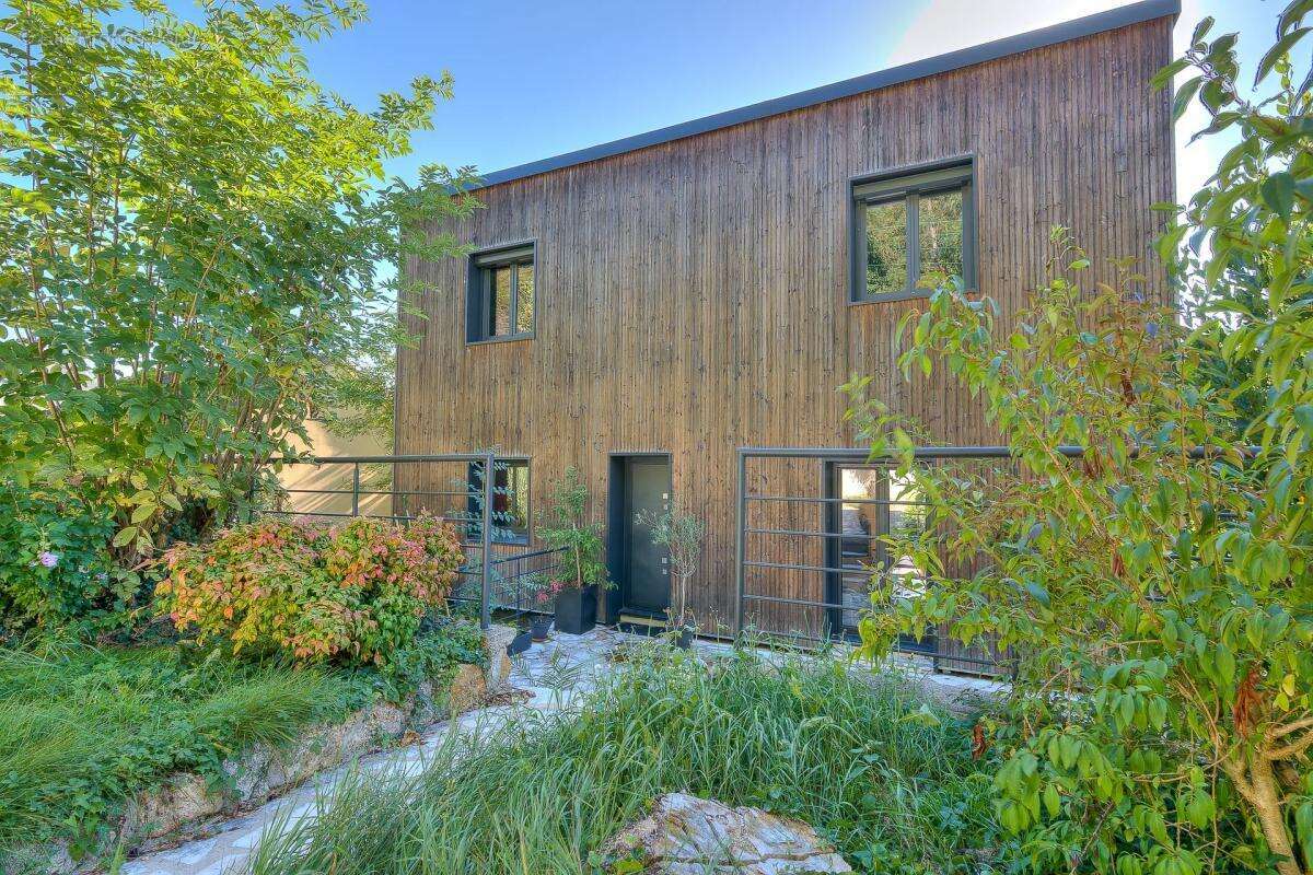 Maison à MARCOUSSIS