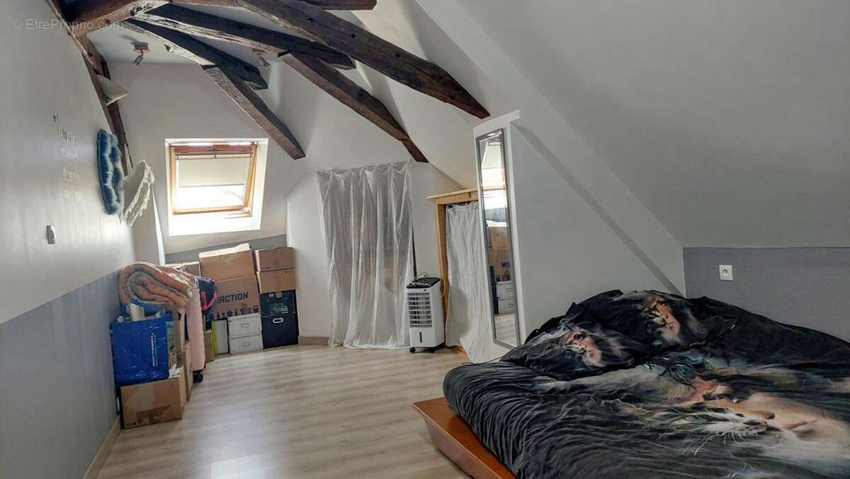 Maison à SAINT-CLAUDE-DE-DIRAY