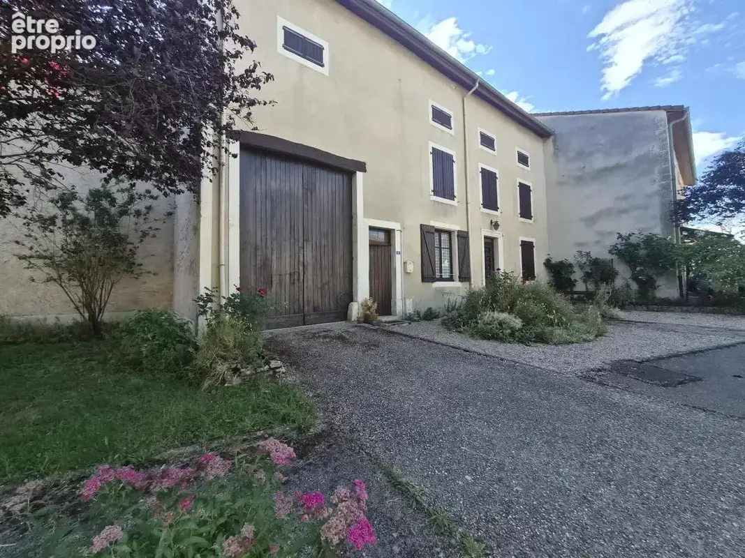 Maison à AVRAINVILLE