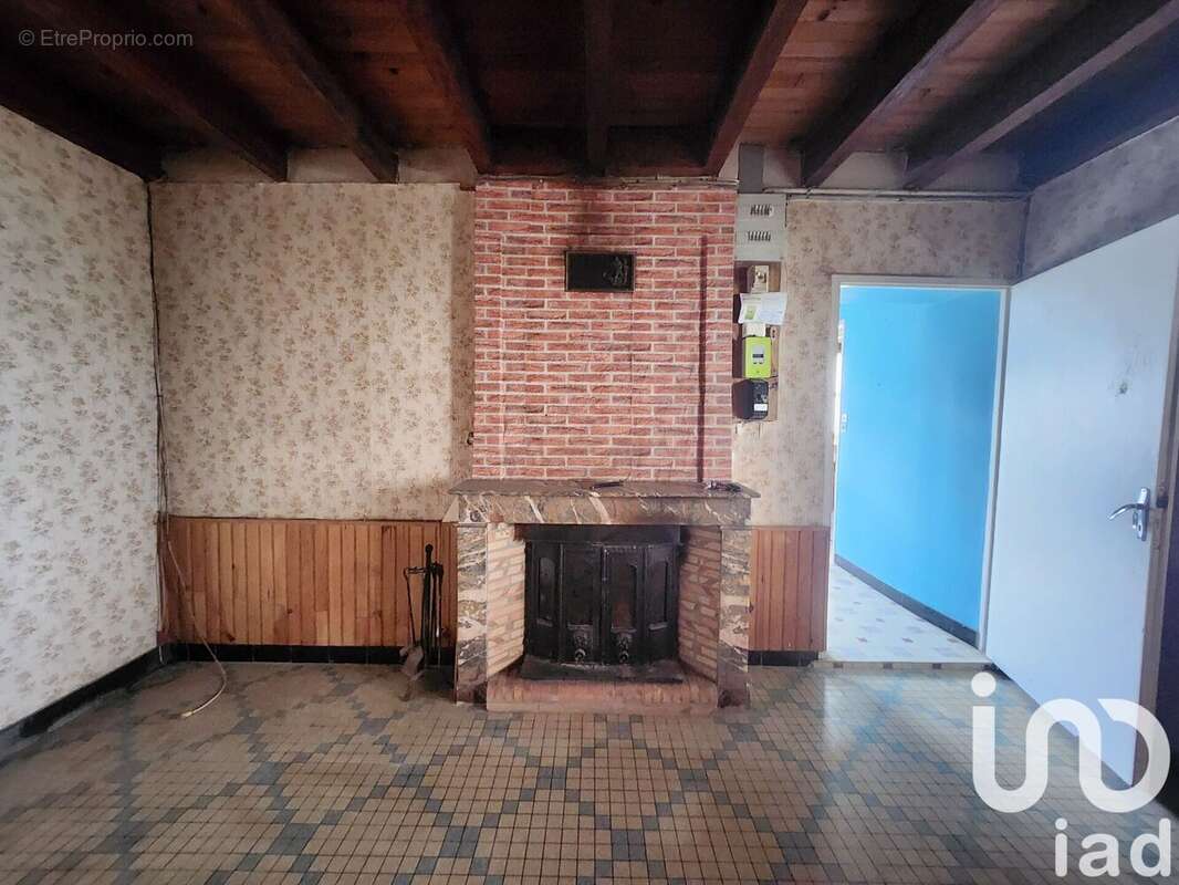 Photo 3 - Maison à LE PUY-NOTRE-DAME