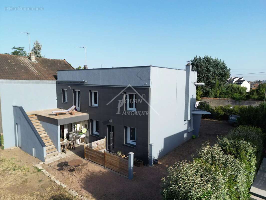 Maison à MOULINS