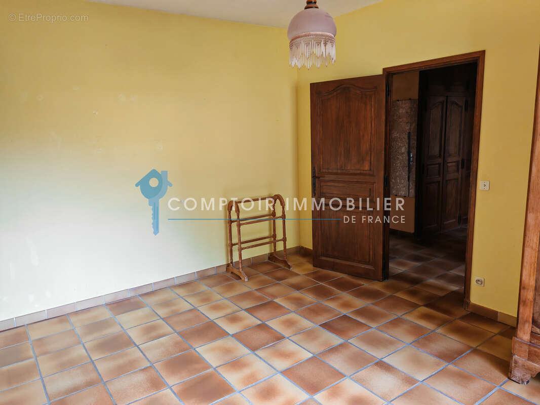 Dpt hérault à vendre saint martin de londres proche, villa f 6 sh 203 m2 terrain 1951 m2 - photo 7