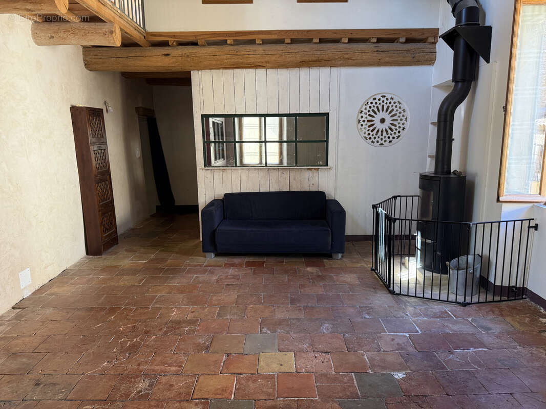 Maison à MONTPEYROUX