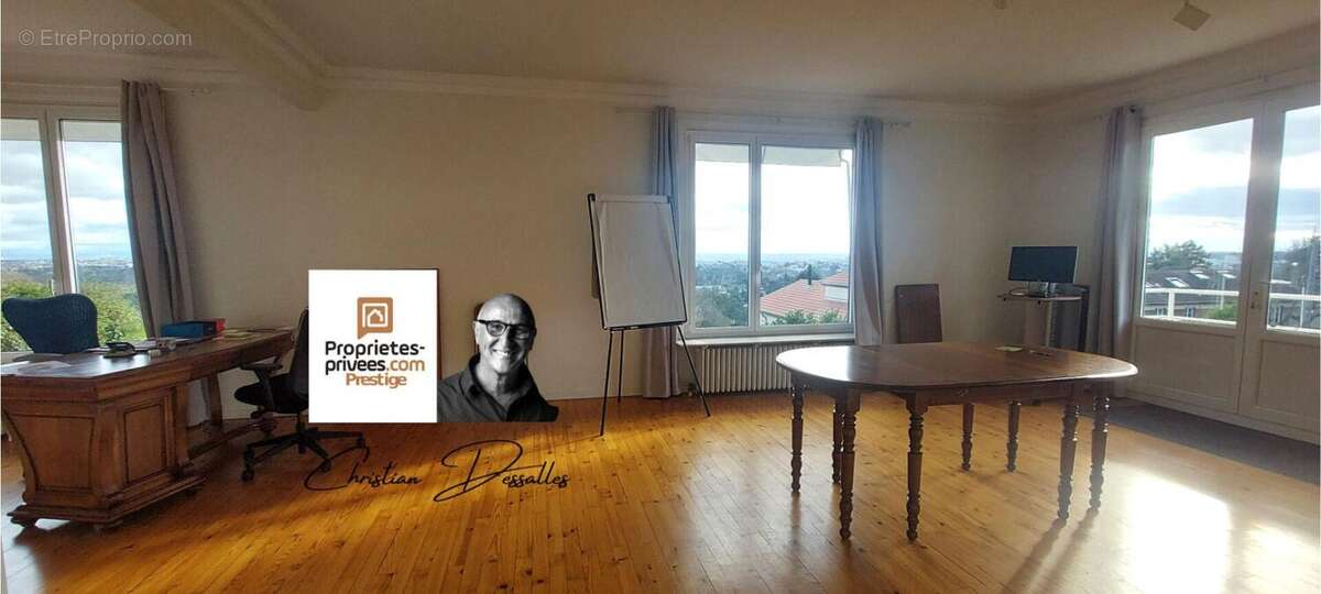 Maison à SAINT-CYR-AU-MONT-D'OR