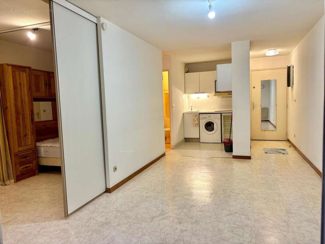 Photo 3 - Appartement à ROQUEBRUNE-CAP-MARTIN