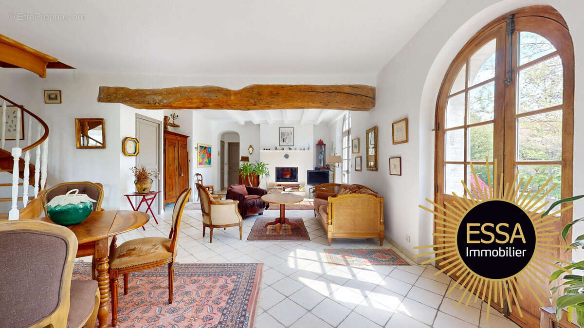 Maison à CHAVENAY