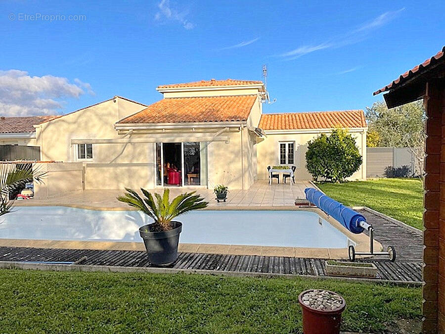 Maison à LA JARRIE