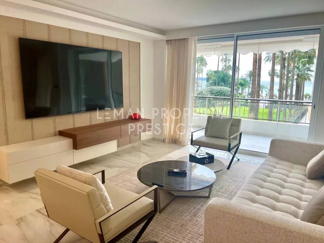 Appartement à CANNES