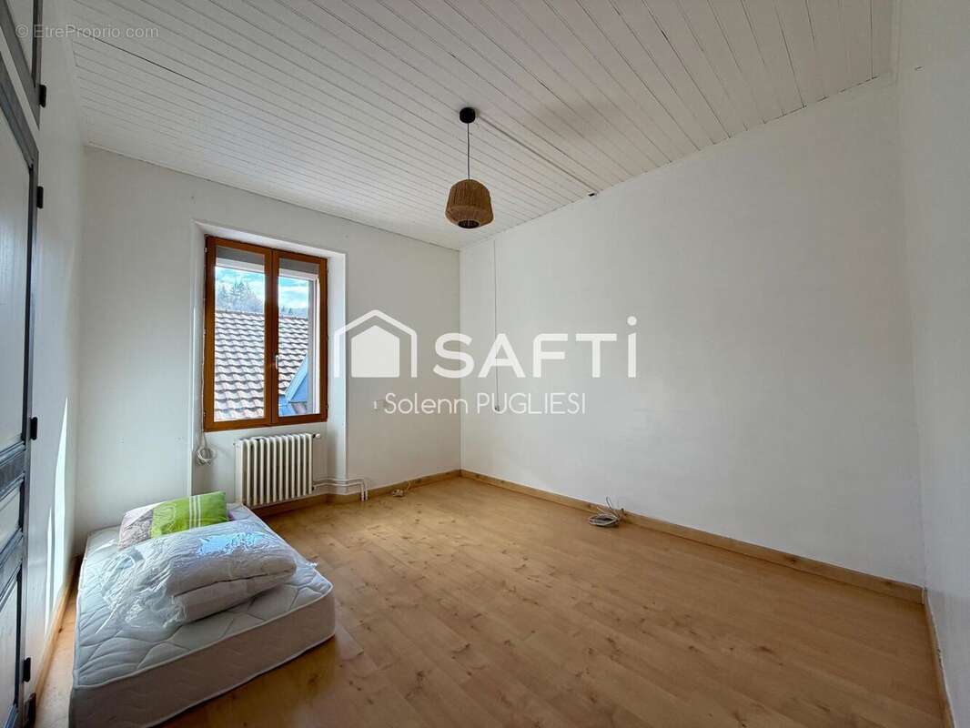Maison 218 m² à Longechenal  - photo 5