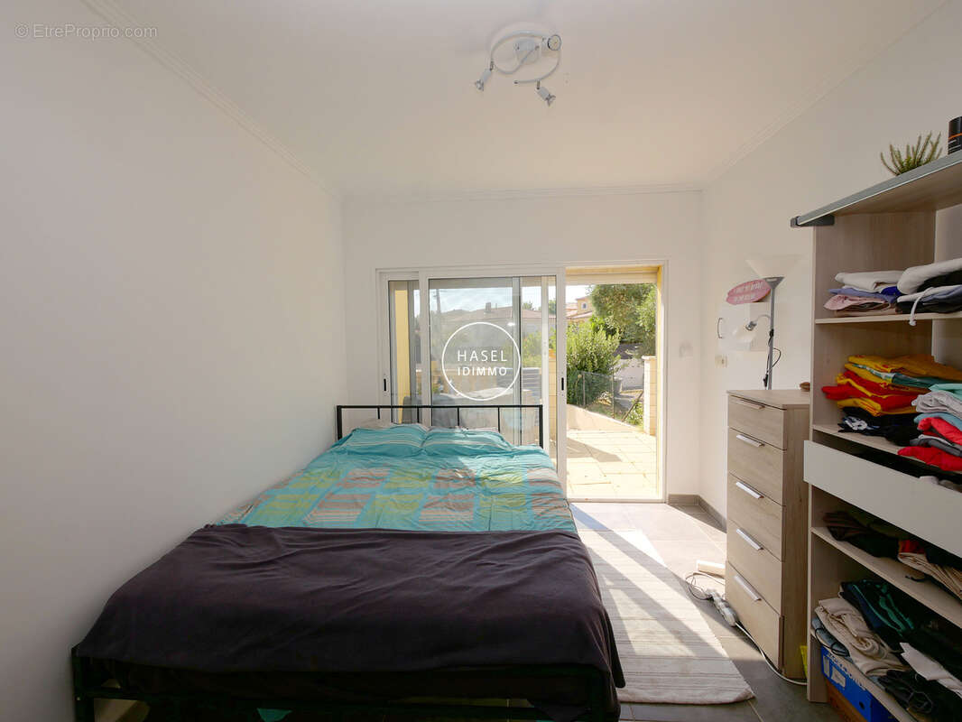 Villa en parfait état avec piscine, garage et grand jardin avec dépendance - photo 12