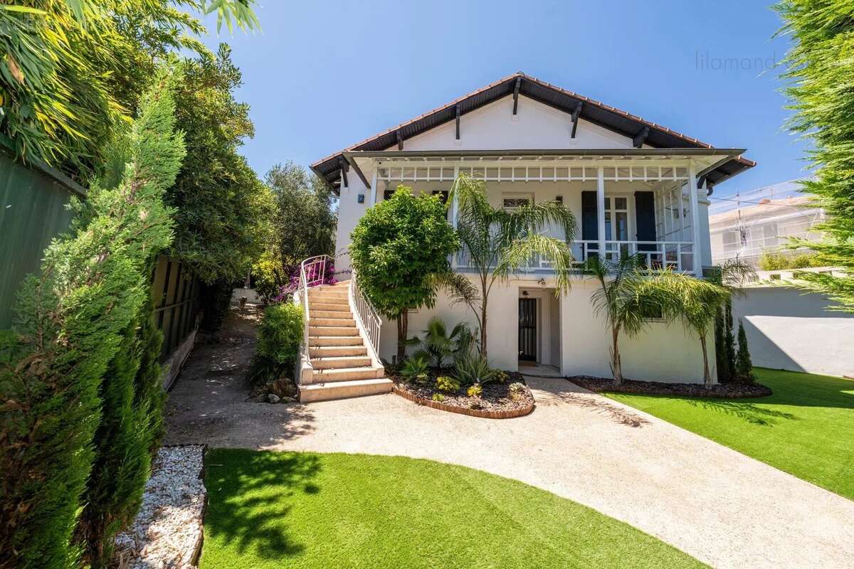 Le cannet - limite cannes - grande maison familiale renovee avec piscine - photo 11
