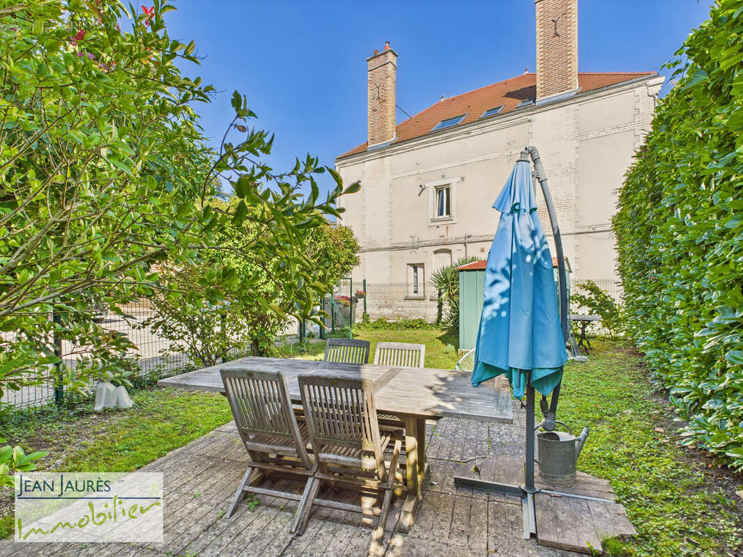 Appartement à SAINT-JULIEN-LES-VILLAS