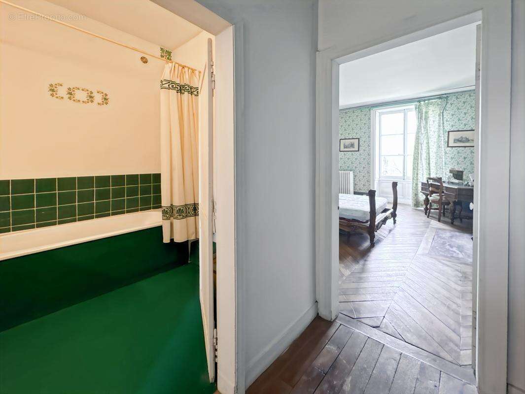 Maison à SAINT-JEAN-FROIDMENTEL