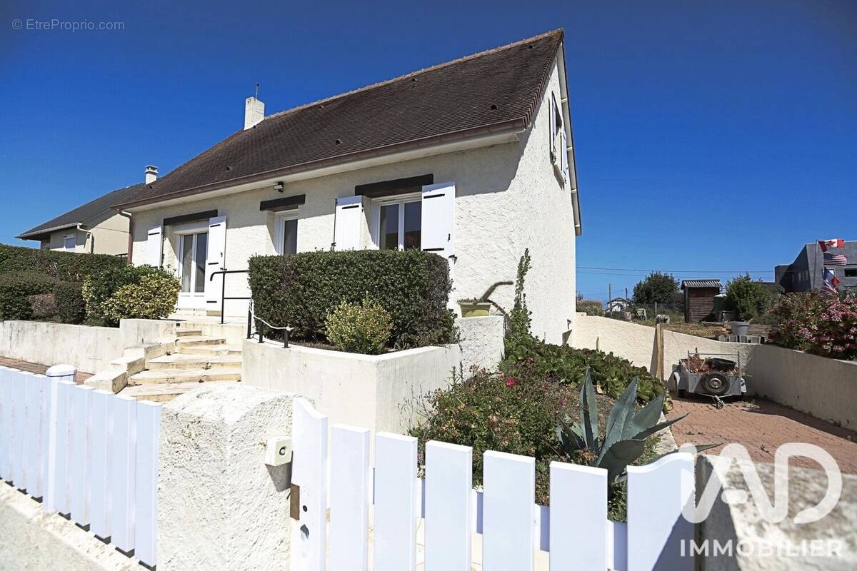 Photo 1 - Maison à BERNIERES-SUR-MER