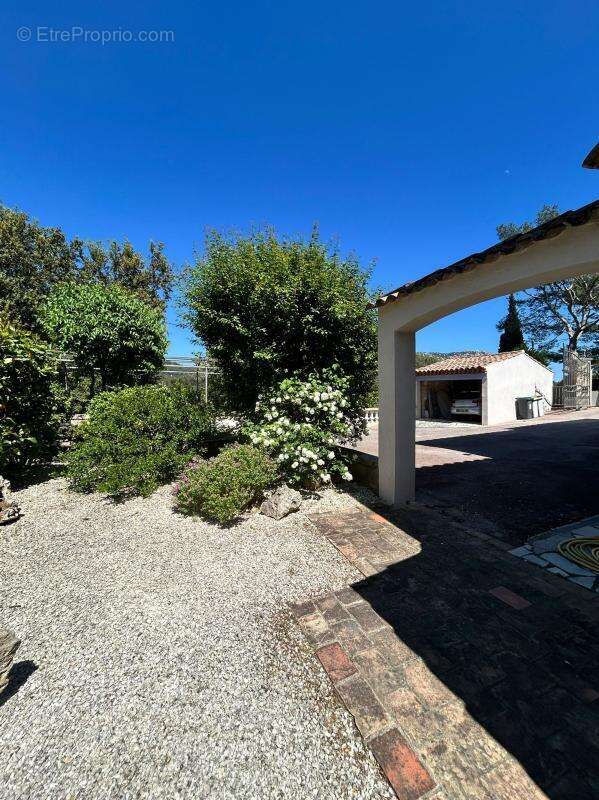 Maison 155 m² à Toulon  - photo 7