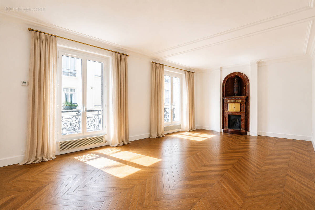 Appartement à PARIS-11E