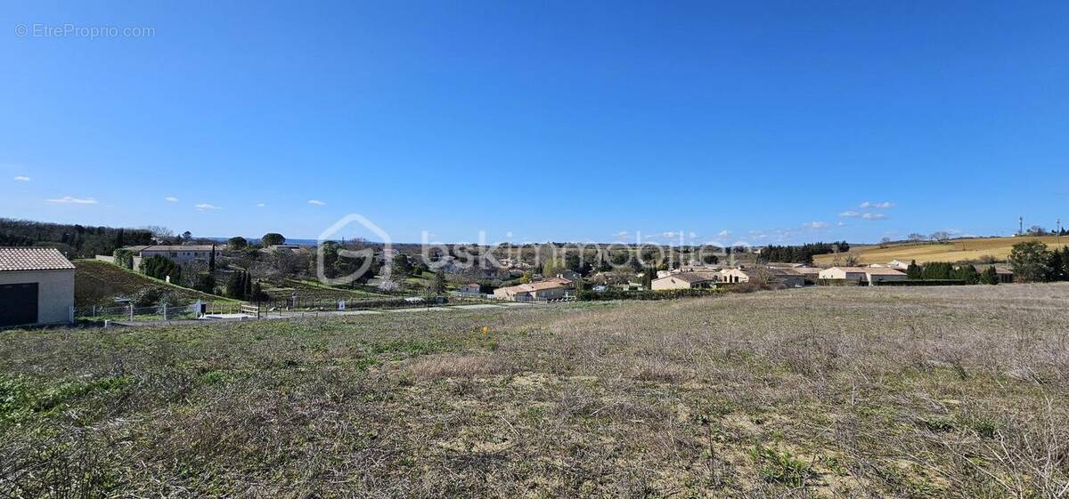 Terrain à CARCASSONNE