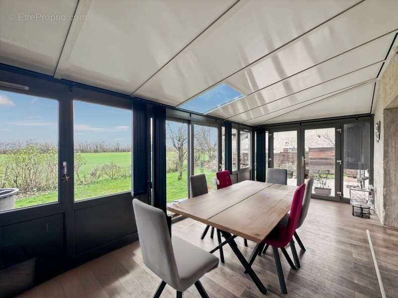 Maison à ARC-SUR-TILLE