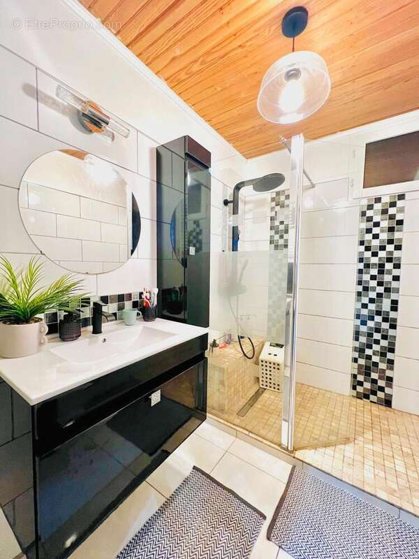 Photo 5 - Appartement à MARSEILLE-15E