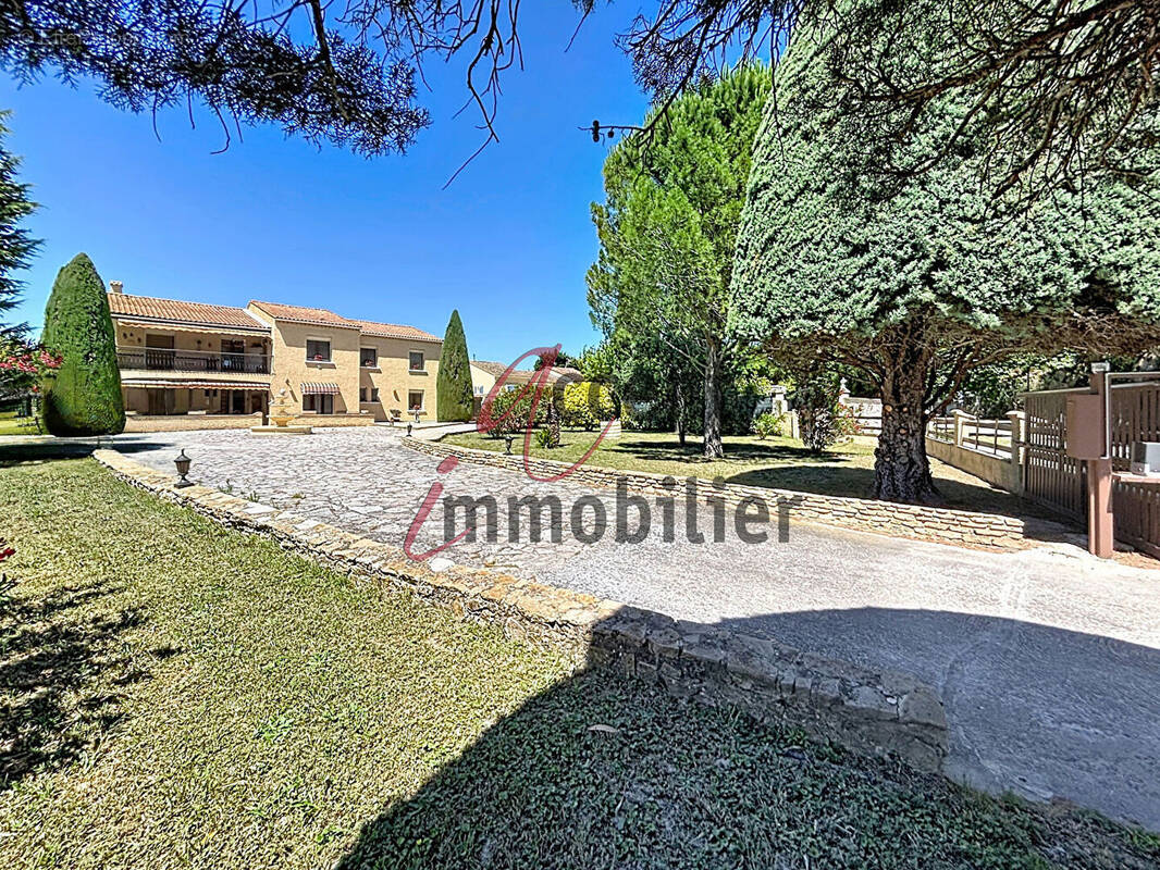 Maison à BEDARRIDES