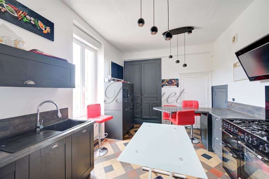 Maison à CRAVANT-LES-COTEAUX