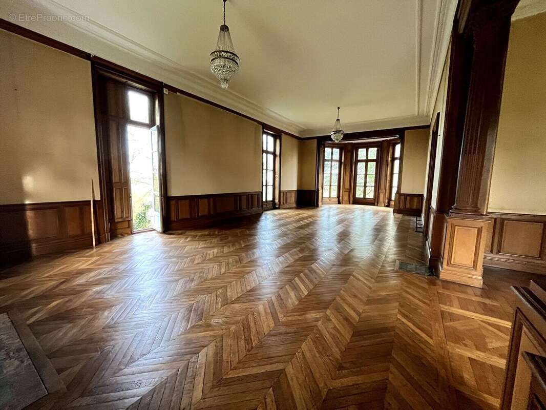 Appartement à MURS-ERIGNE