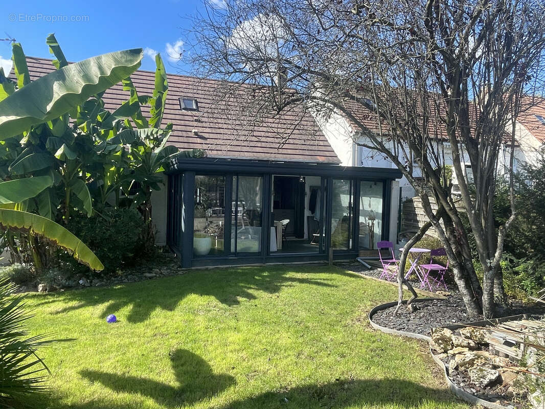 Maison à COULOMMIERS