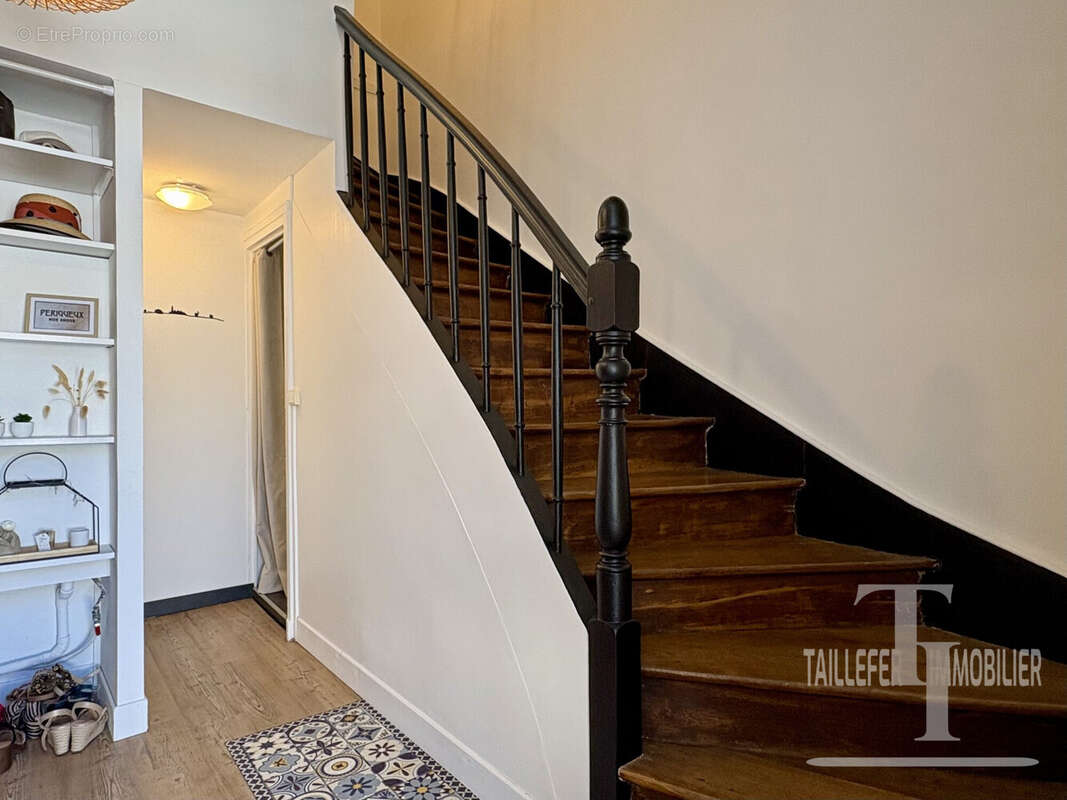 Maison 143 m² à Perigueux  - photo 4