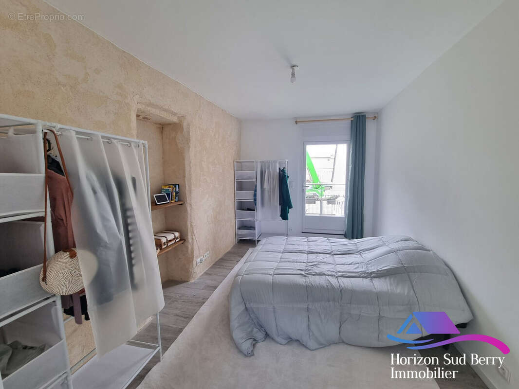 Chambre parentale - Maison à LA CHATRE