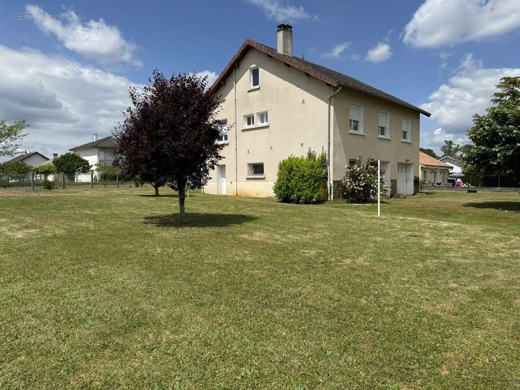 Maison à SAINT-BRICE-SUR-VIENNE