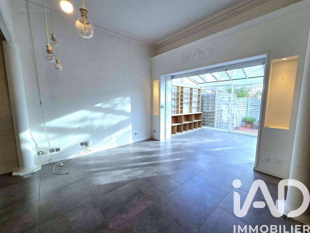 Maison 115 m² à Arles  - photo 8