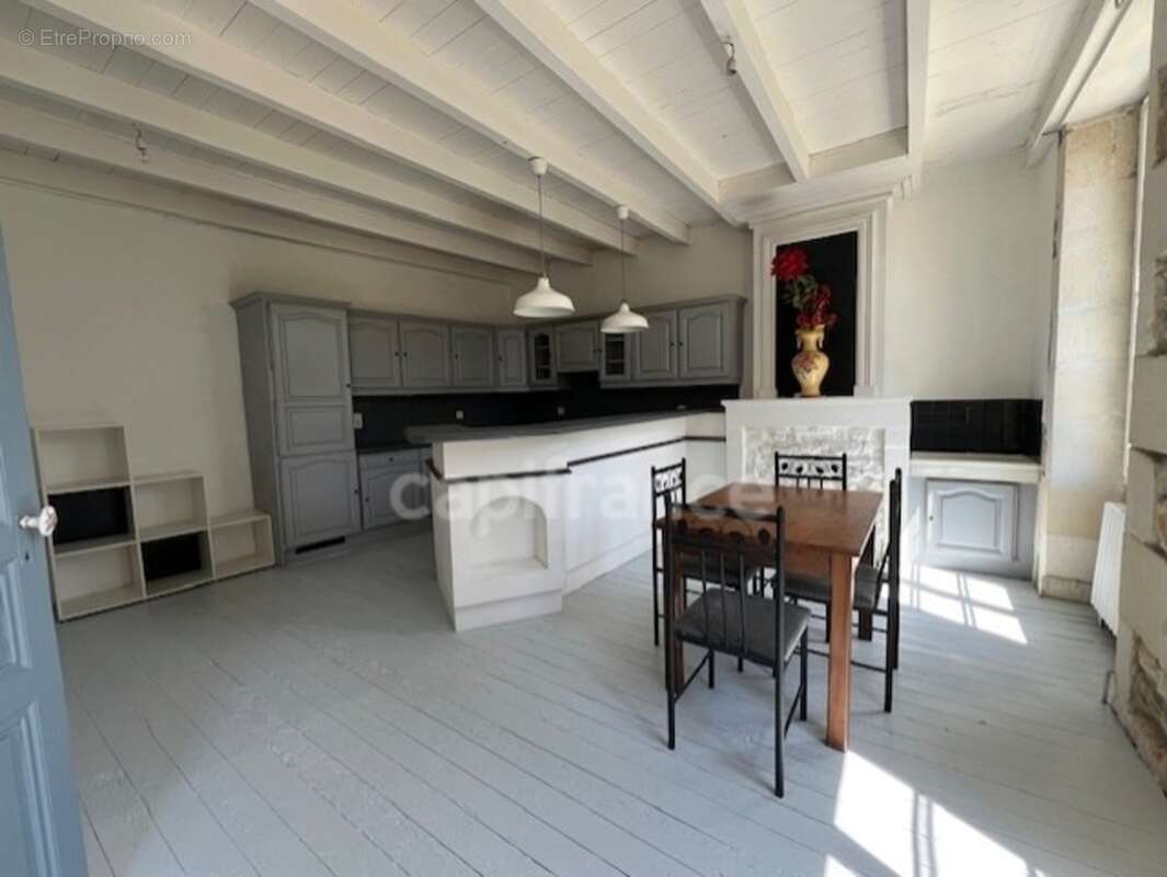 Ensemble de 2 maisons indépendantes à vendre, BUSSAC SUR CHARENTE (17) - photo 15