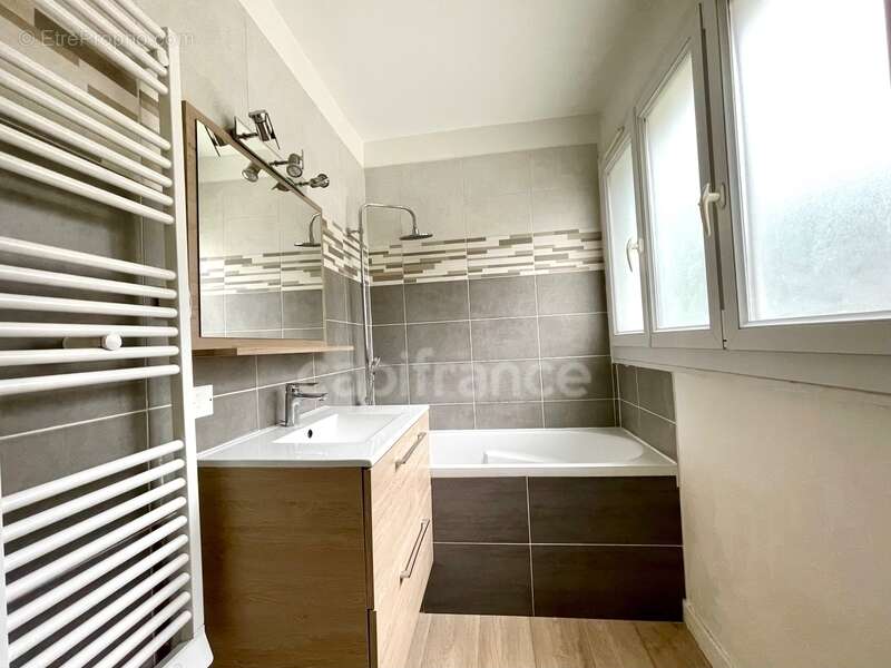 Appartement à FONTENAY-AUX-ROSES