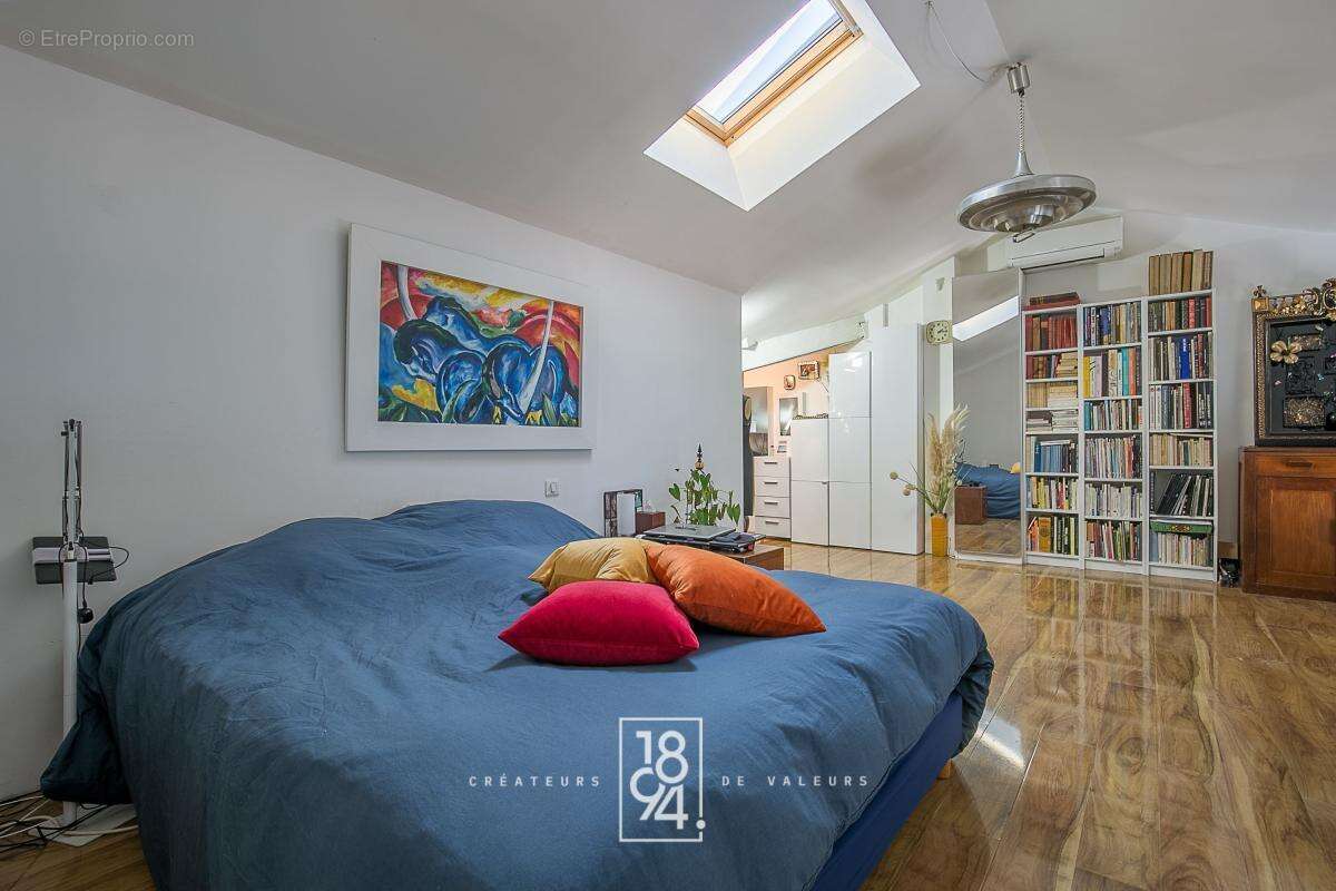Appartement à MARSEILLE-7E