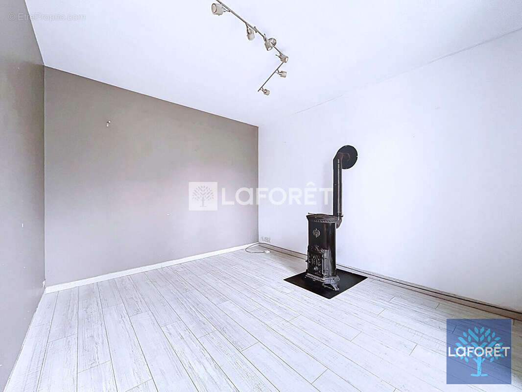 Maison à VIGNEUX-SUR-SEINE