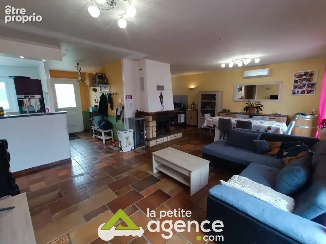 Maison 3 chambres sur près d'un hectare de terrain - photo 11