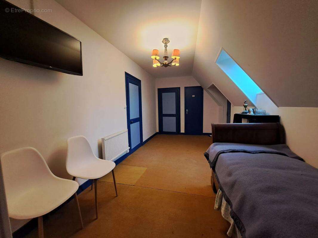 Maison à LUCENAY-L&#039;EVEQUE