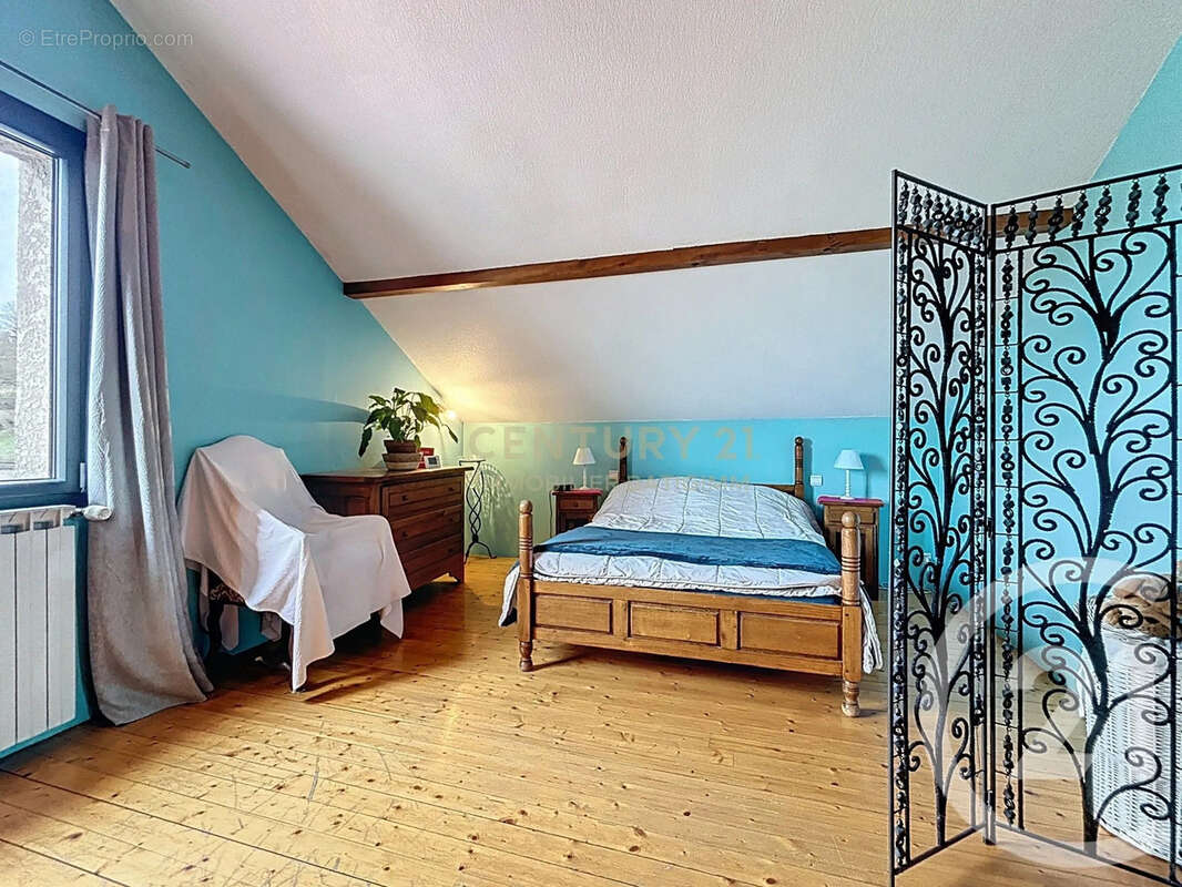 Appartement à BOURGOIN-JALLIEU