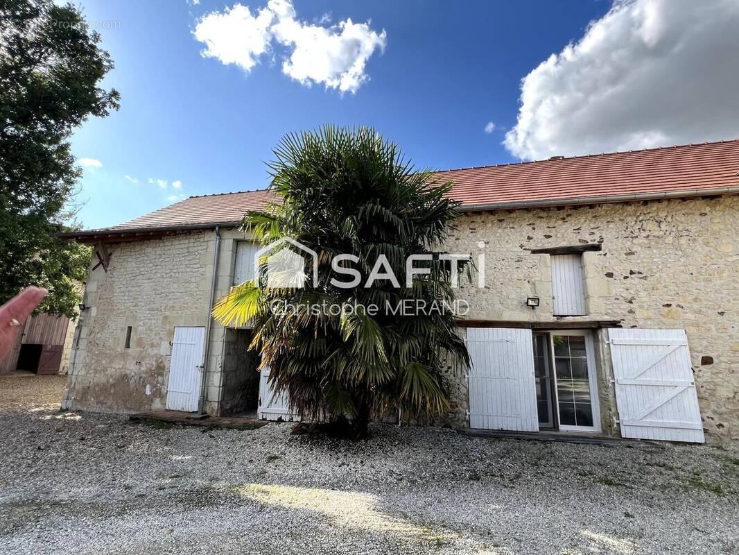 Photo 1 - Maison à DANGE-SAINT-ROMAIN