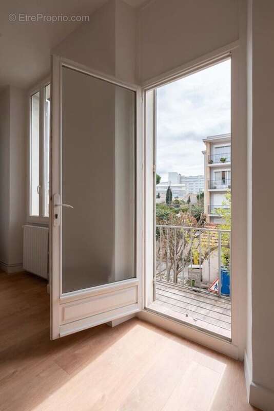 Photo 9 - Appartement à MARSEILLE-9E